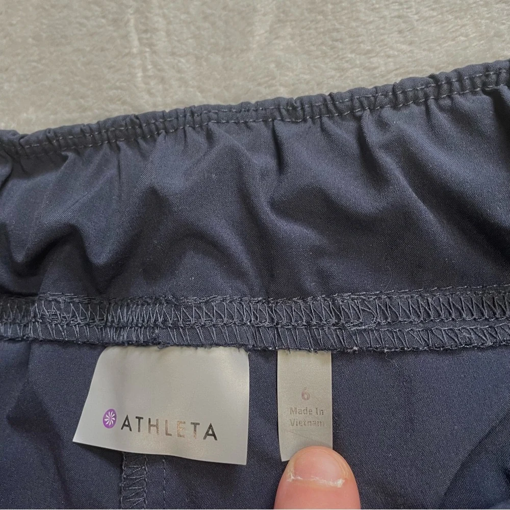 Athleta Pants 6 Crosstown Culotte Capri Stretch‎ Navy Blue Athleisure